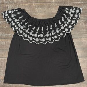 Adrianna Papell Black Top with White Embroidery